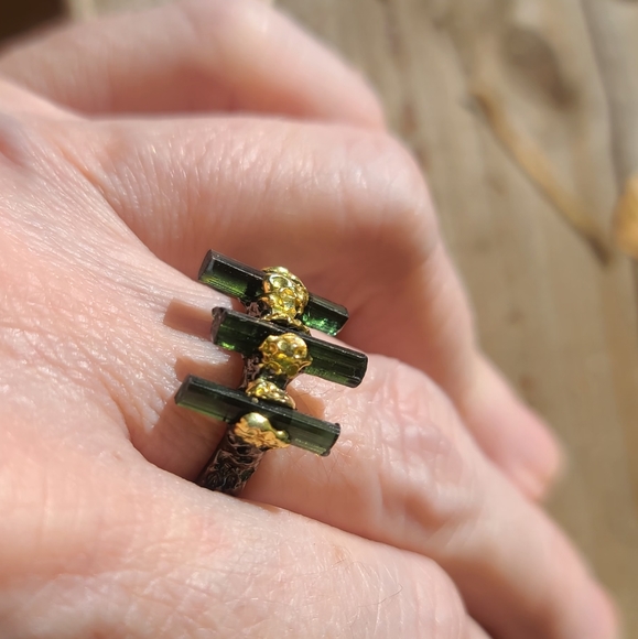 Triple green tourmaline & sterling & gold ring sz 7.5 - Picture 9 of 13